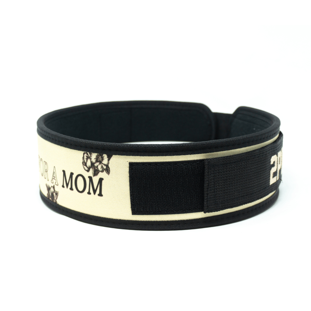 3" Petite Pretty Strong for a Mom by Arielle Loewen Weightlifting Belt kaufen - 2POOD 3 Inch Belt - Fitness Onlineshop