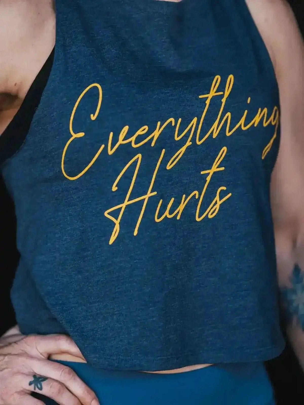 Acheter le débardeur 2POOD Everything Hurts bleu foncé sur HighPowered.ch