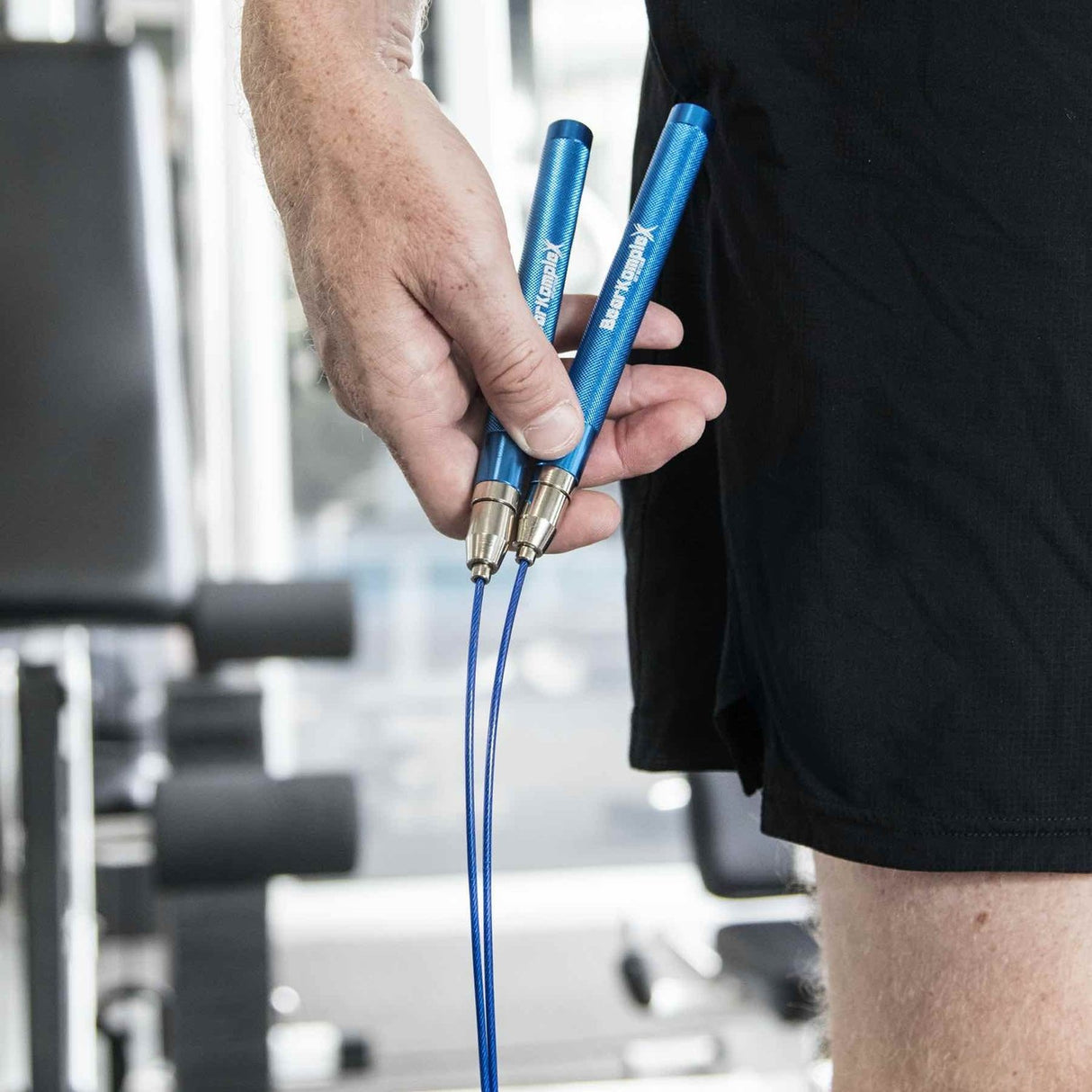 Acquista la corda per saltare Bear KompleX Hummer Speed Jump Rope (blu) su HighPowered.ch