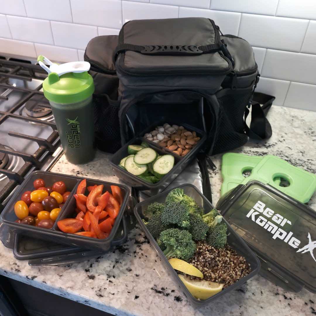 Buy the Bear KompleX Meal Prep Bag with Food Storage Containers at HighPowered.ch