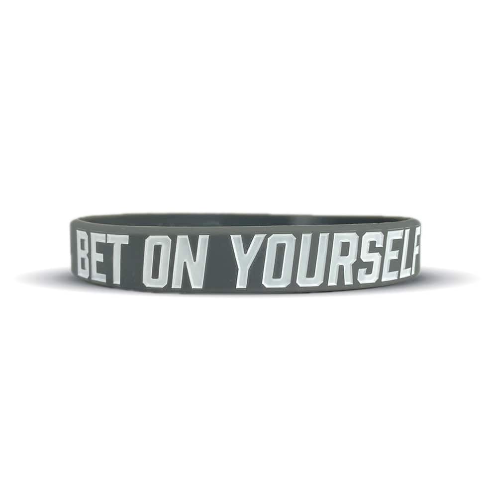 Buy the Elite Athletic Gear "BET ON YOURSELF" Wristband at HighPowered.ch