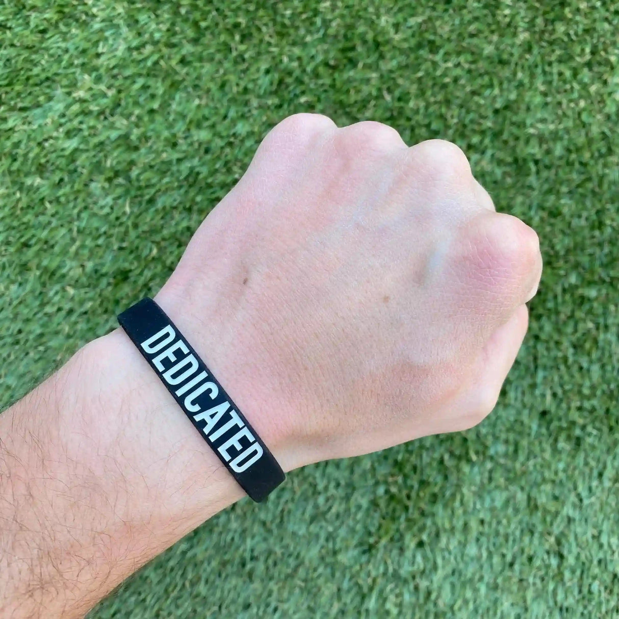 DEDICATED Wristband kaufen - Elite Athletic Gear Armbänder - Fitness Onlineshop