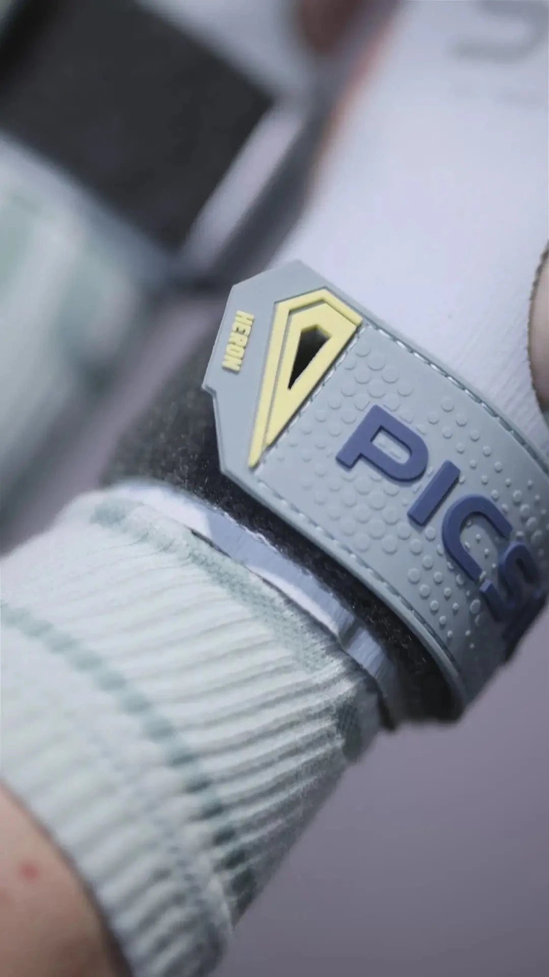 Acheter des poignées Heron - Poignées PicSil Gymnastics - Boutique en ligne de fitness