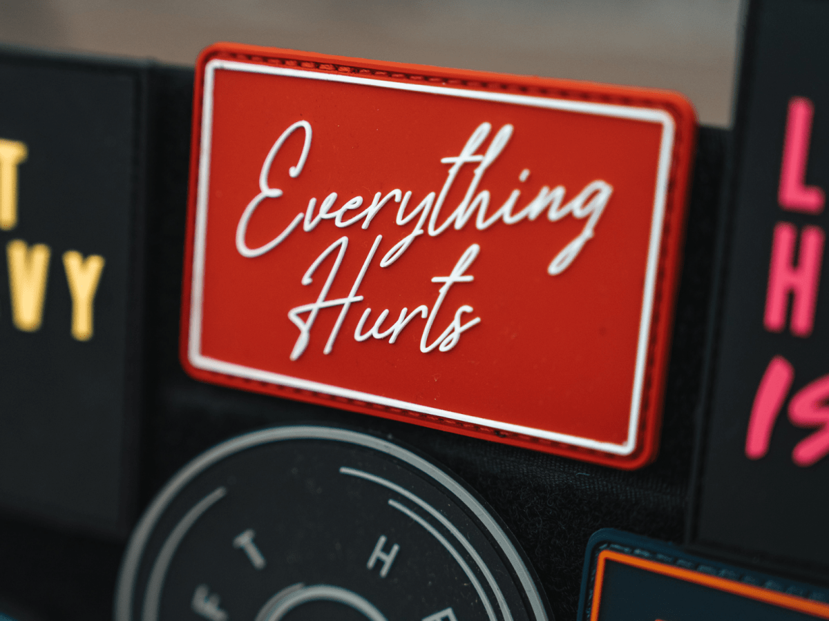 Everything Hurts Patch kaufen -  2POOD Patches  - Fitness Onlineshop