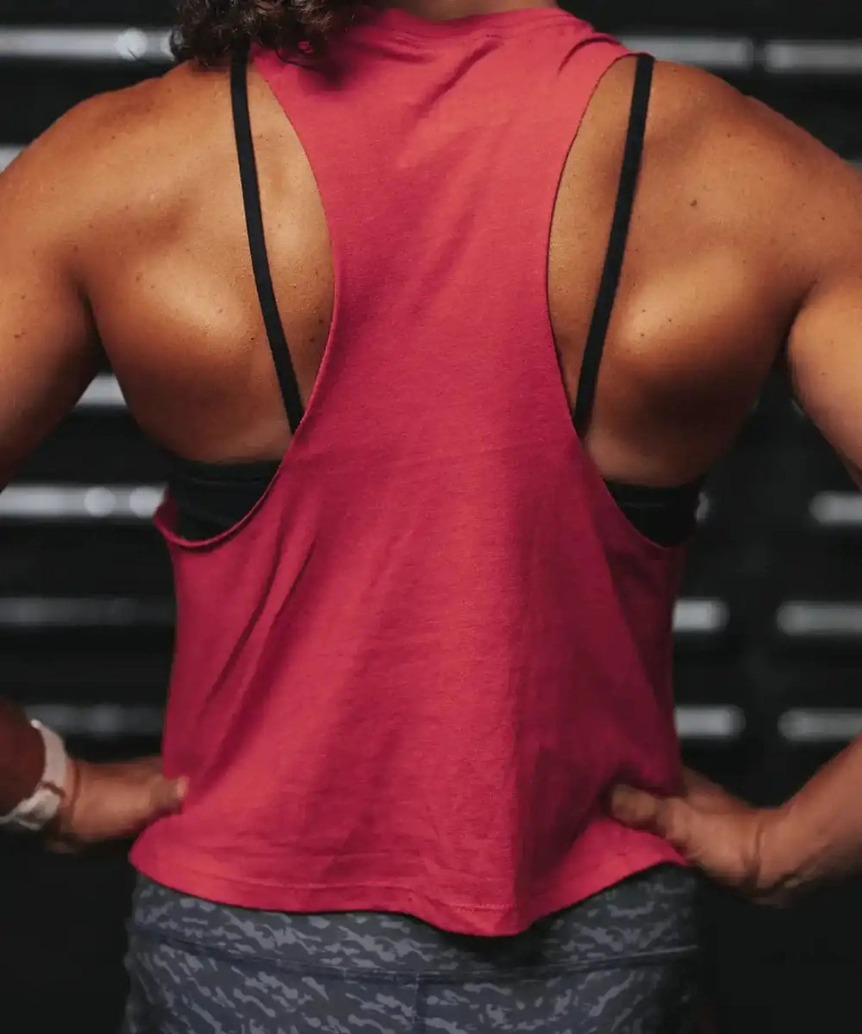 Buy the 2POOD Lift Tank - Red at HighPowered.ch