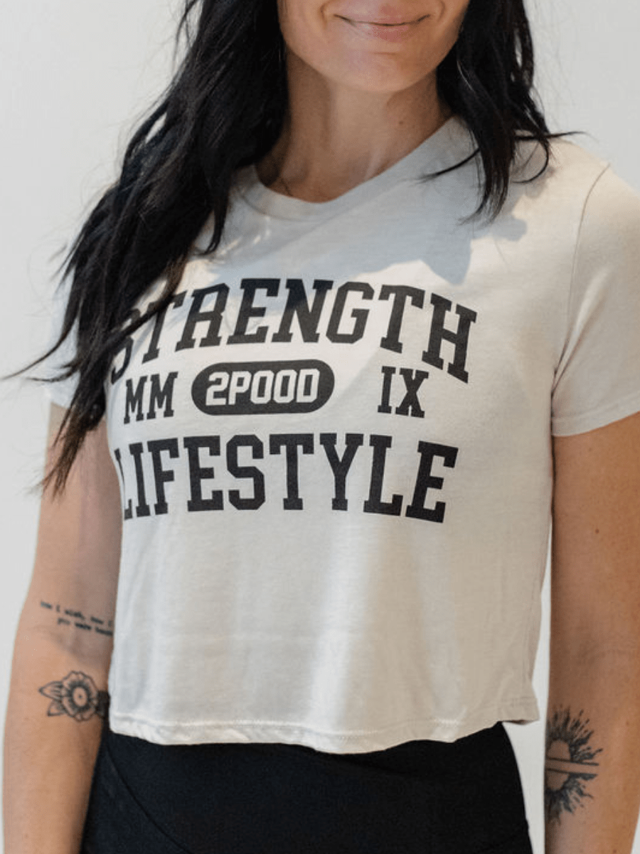 Varsity Strength Lifestyle Crop kaufen -  2POOD Tanks  - Fitness Onlineshop