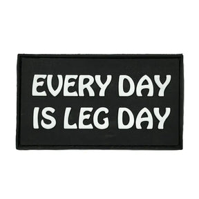 Bear KompleX Velcro Patch "Every Day Is Leg Day" kaufen bei HighPowered.ch