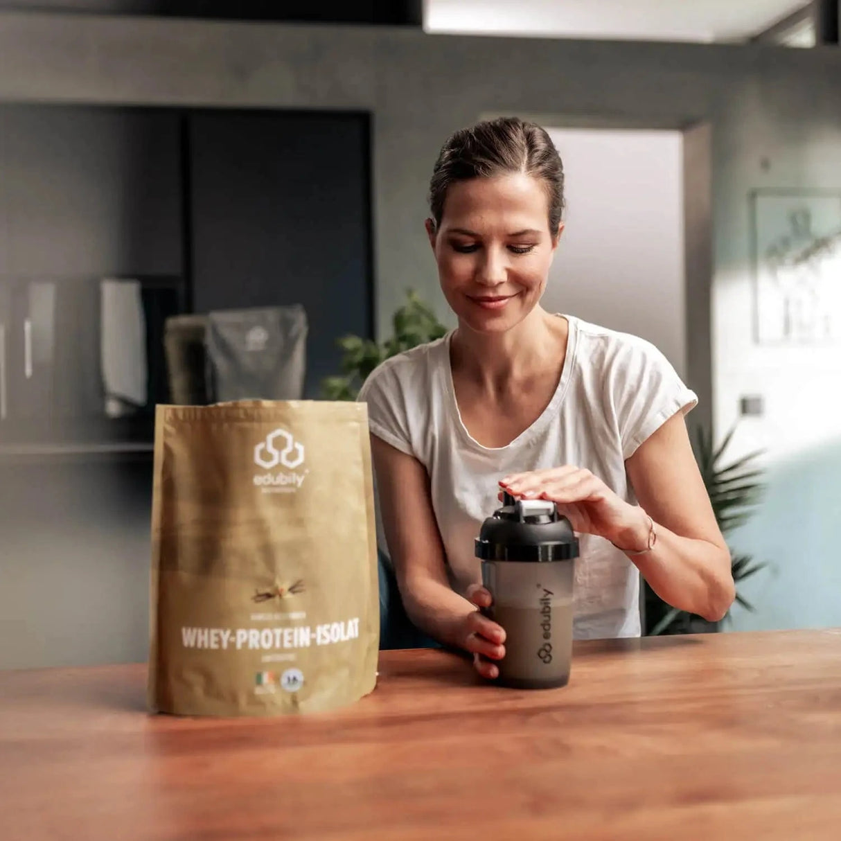 Buy whey isolate powder made from pasture-raised milk - edubily Whey Protein Powder - Online Fitness Store