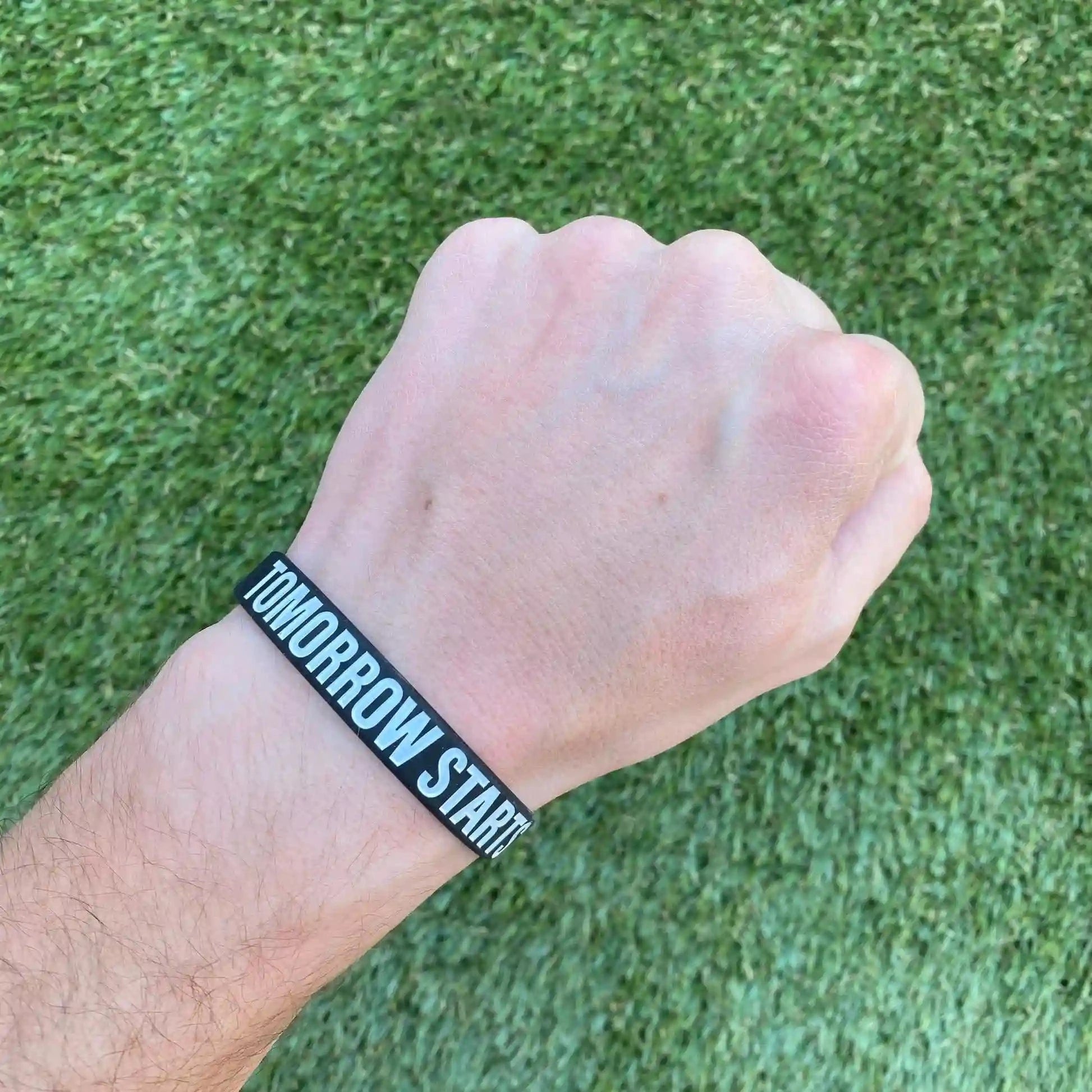 TOMORROW STARTS TODAY Wristband kaufen -  Elite Athletic Gear Armbänder  - Fitness Onlineshop