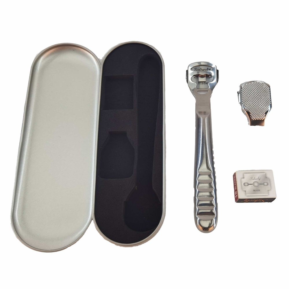 Achetez le kit de râpe à callosités HighPowered avec lime et 10 lames de rechange sur HighPowered.ch