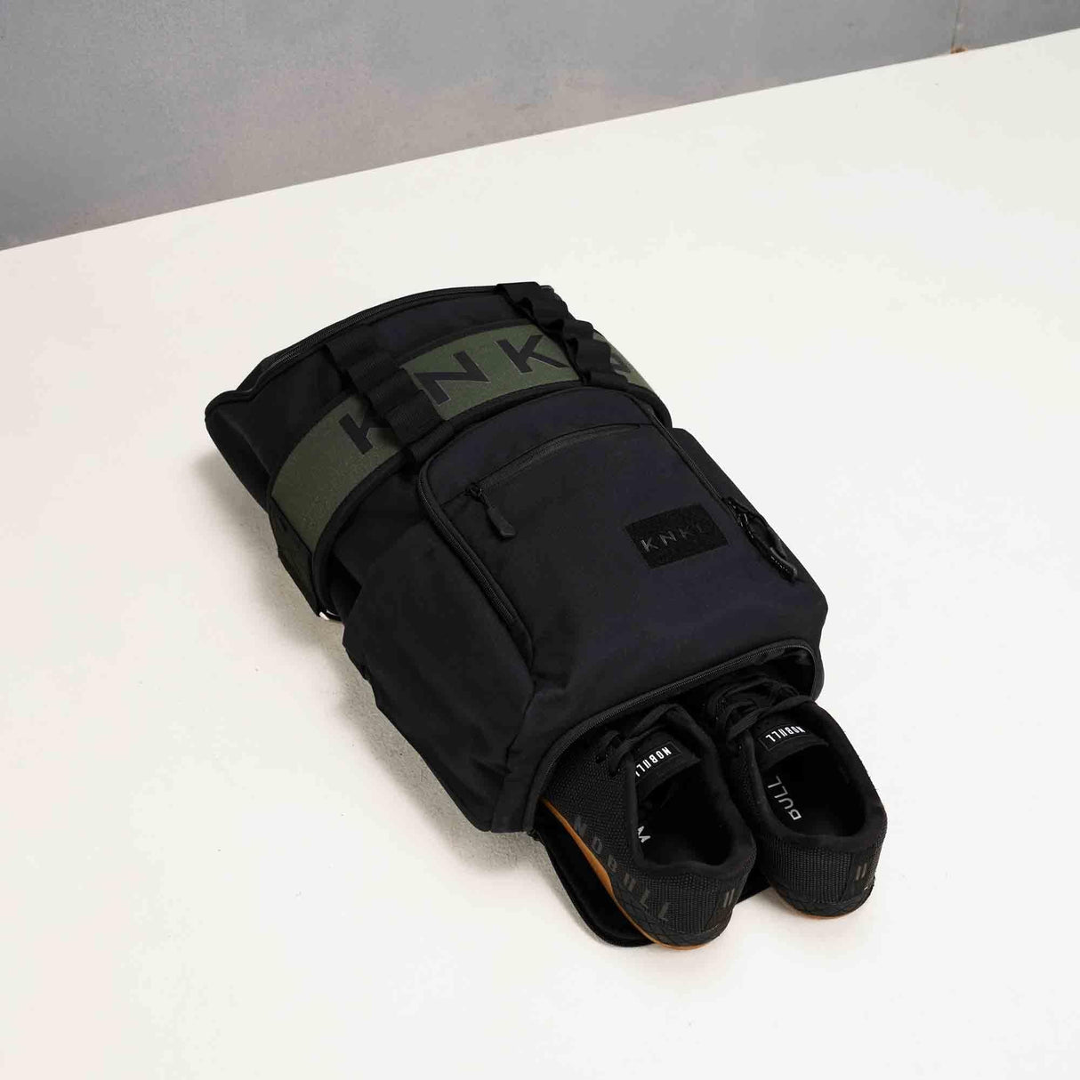 Buy the King Kong Bags King Kong CORE Backpack (Black, 25L) at HighPowered.ch