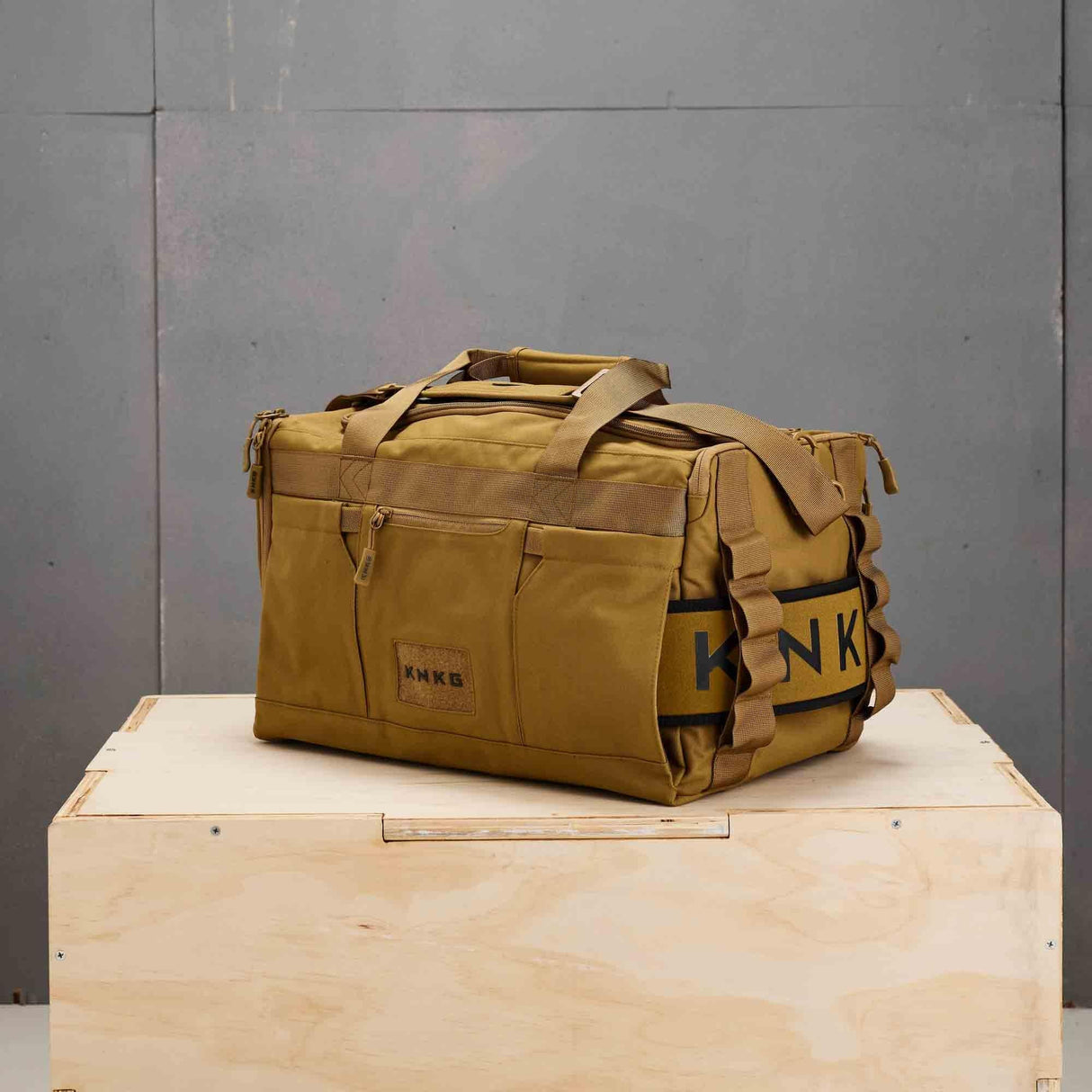 Buy the King Kong Bags King Kong CORE35 Duffel Bag (35L) in Sand at HighPowered.ch