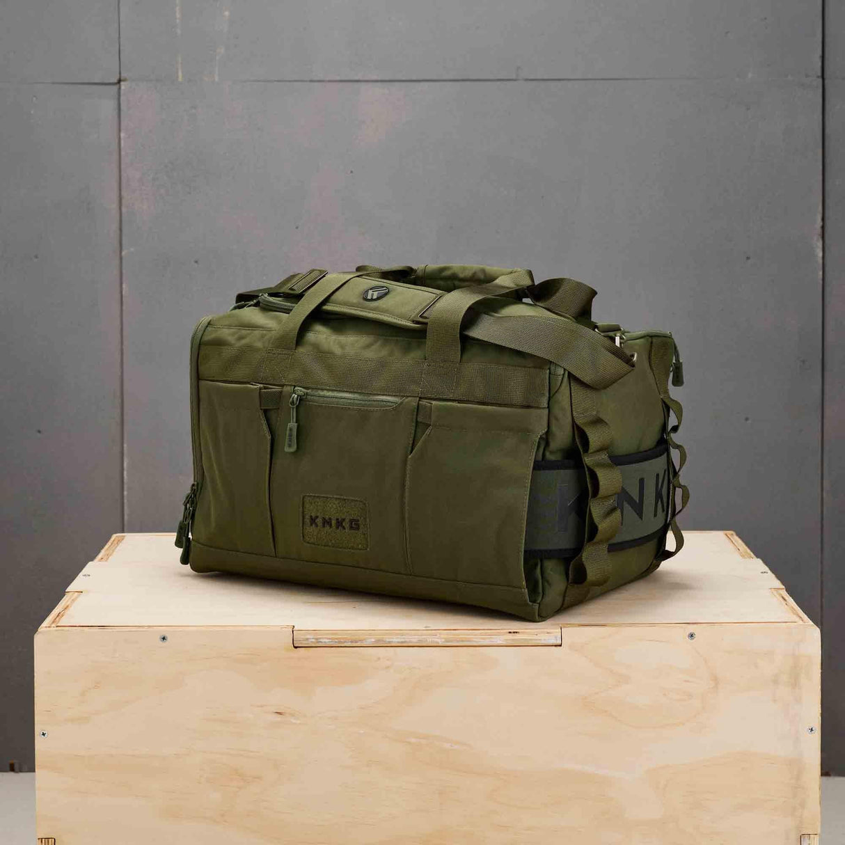 Buy the King Kong Bags King Kong CORE35 Duffle Bag (35L) in Green at HighPowered.ch