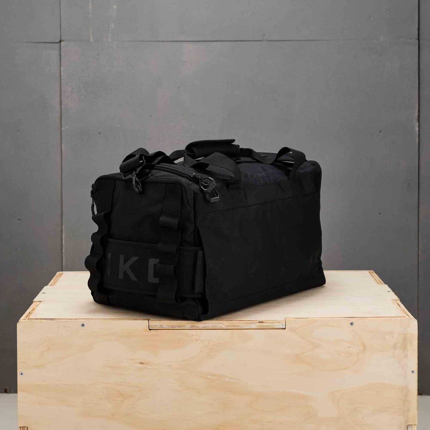 King Kong Bags King Kong CORE35 Dufflebag (35L) Schwarz kaufen bei HighPowered.ch