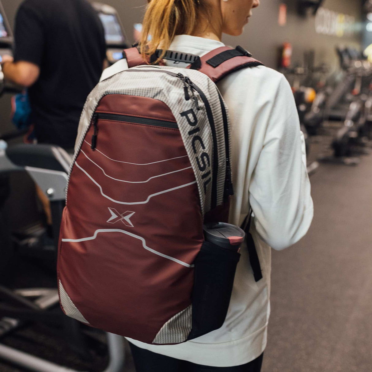 PicSil Urban Backpack (28L) Rot kaufen bei HighPowered.ch