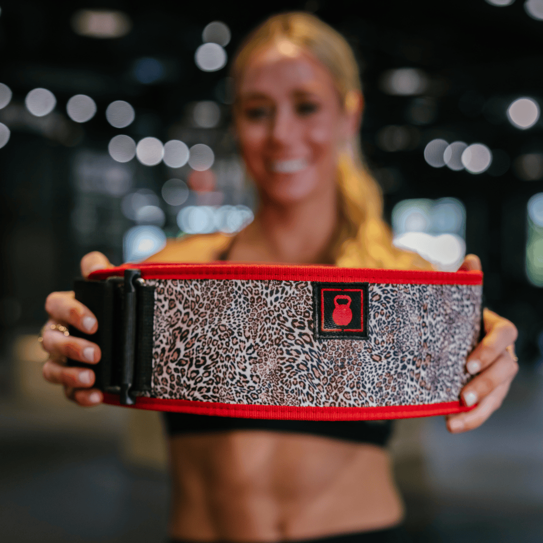 Hot Pursuit by Sydney Wells 4" Weightlifting Belt kaufen -  RK Industries Official Lifting Belts of USAW  - Fitness Onlineshop