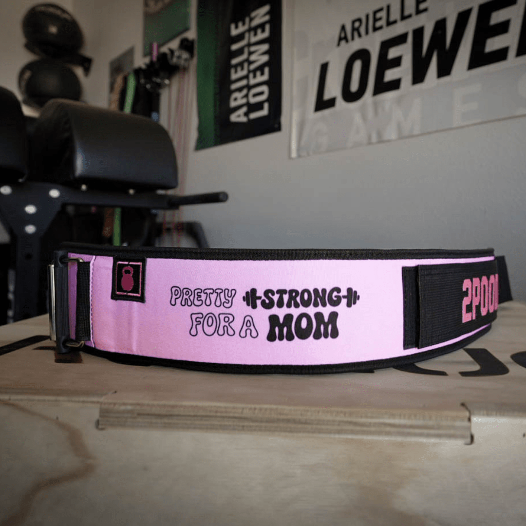 Pretty Strong for a Mom by Arielle Loewen 4" Weightlifting Belt kaufen -  RK Industries Official Lifting Belts of USAW  - Fitness Onlineshop