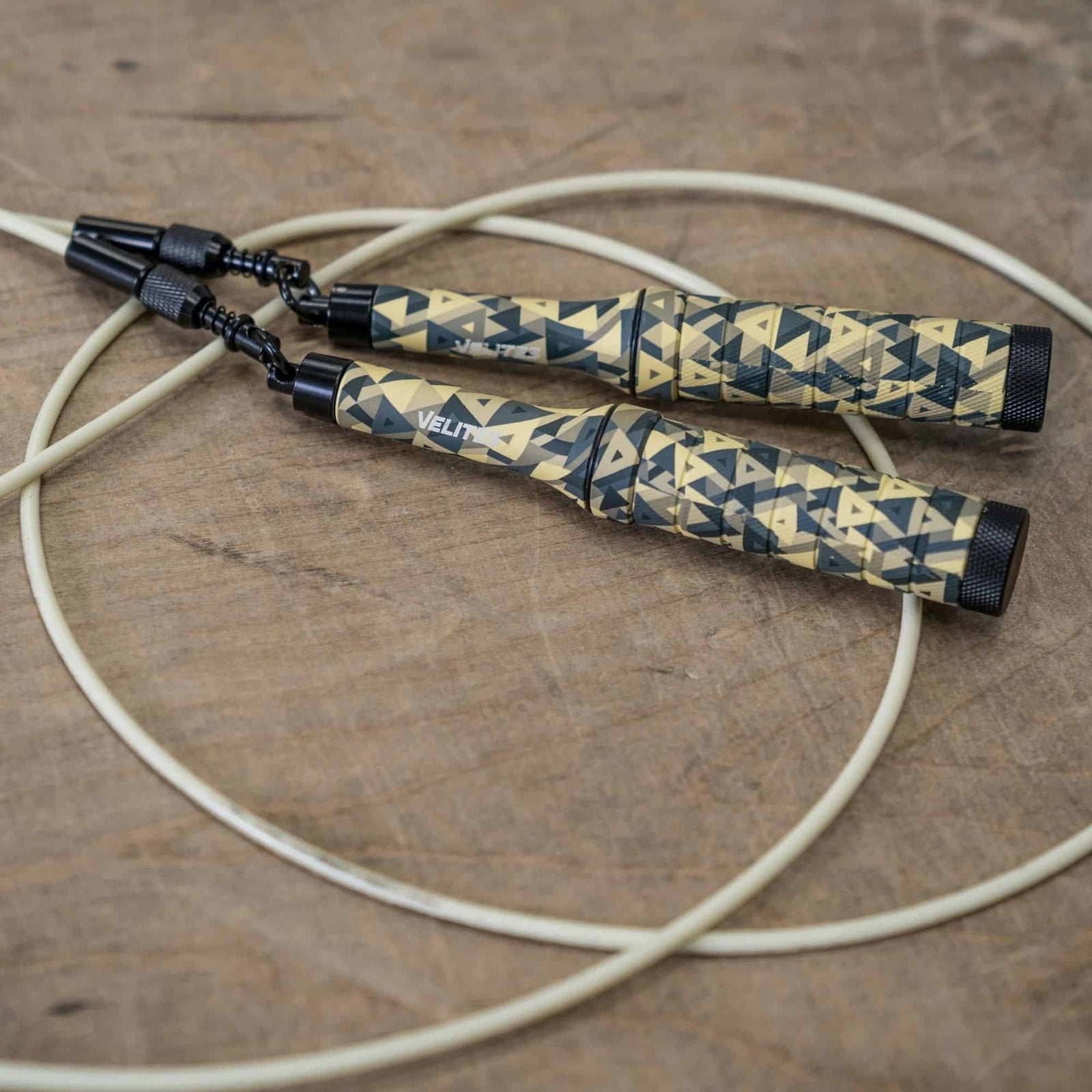 Velites Earth 2.0 Jump Rope (Trainingsspringseil) Camo kaufen bei HighPowered.ch