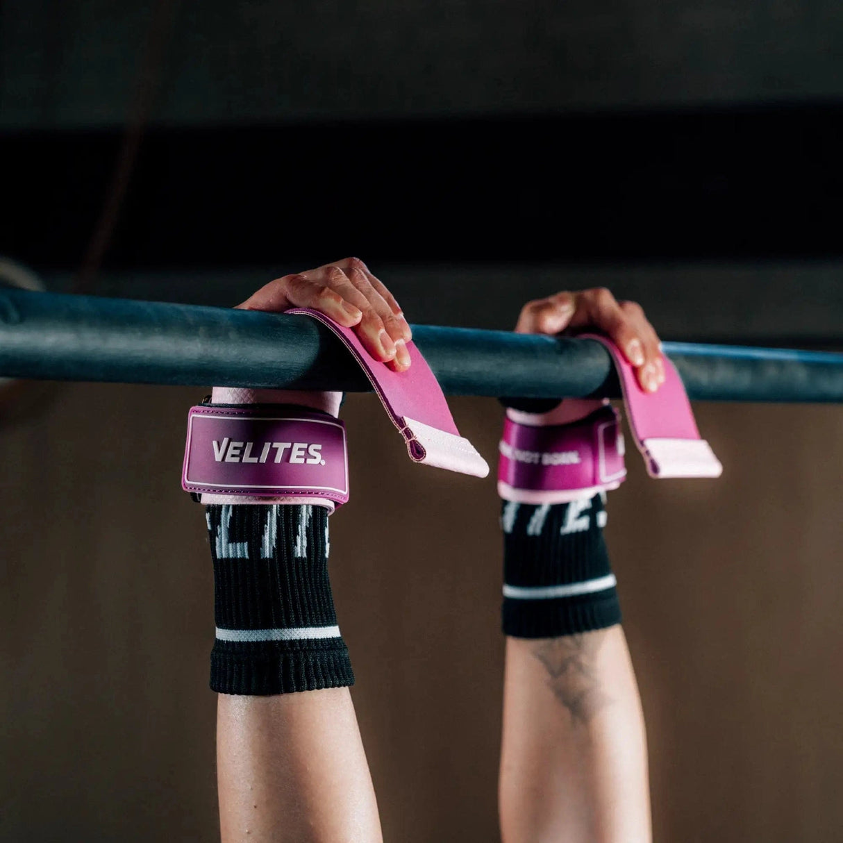 Buy Velites Quad Ultra Grips (No Chalk) Pink at HighPowered.ch